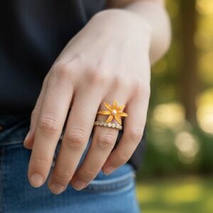 Isaac Mizrahi New York Floral Ring Set Gold Tone Size 8 NWT (BR666/6)